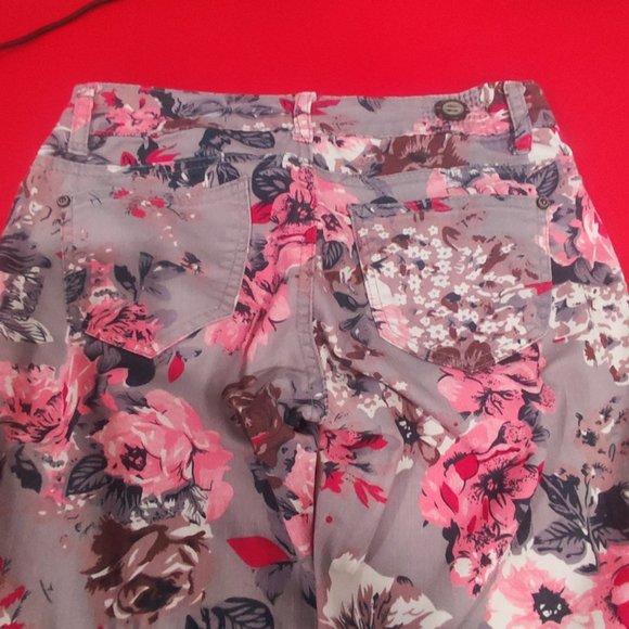 1st Kiss jeans floral design skinny stretchy women's junior size 3 - Picture 4 of 8